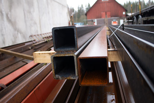 Stålbalkar och ingjutningsgods